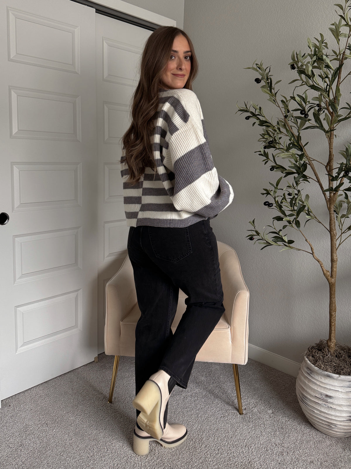 Dakota Oversized Checkered Striped Sweater (Heather Grey/Ivory)