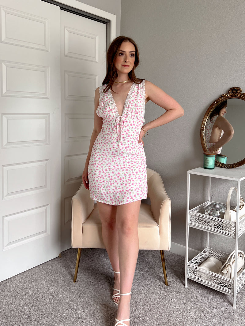 Lucy Lace Trim Floral Mini Dress (White/Multi)