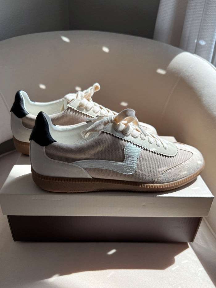 The Kyla Classic Low Top Sneakers (Almond)